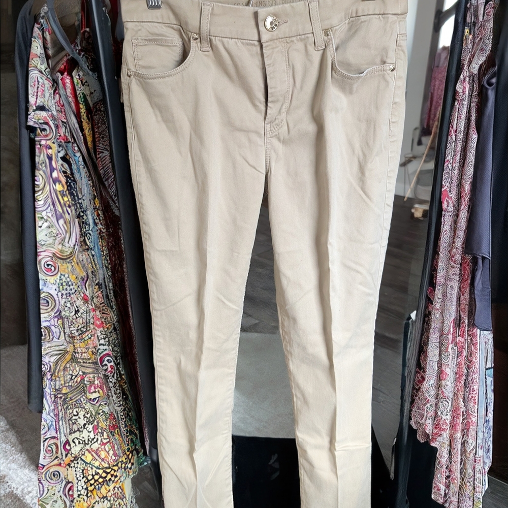 Chico's Beige So Slimming Girlfriend Ankle Fit Pants